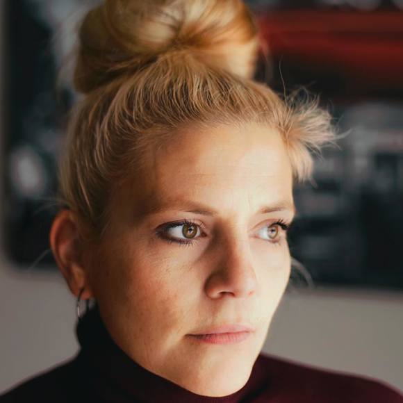 Meet your Posher, Marianne - Picture 1 of 1